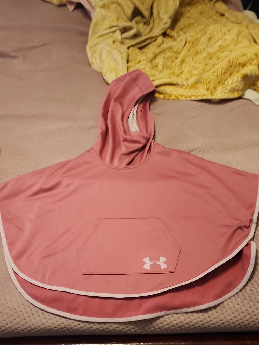 Under Armour Girls' Dusty Rose Hooded Poncho